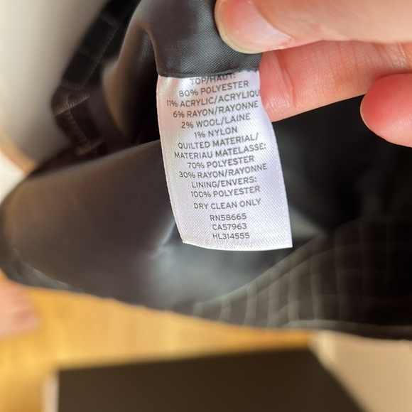 Trouvé Black long to short zipper vest, Size L - Picture 8 of 9